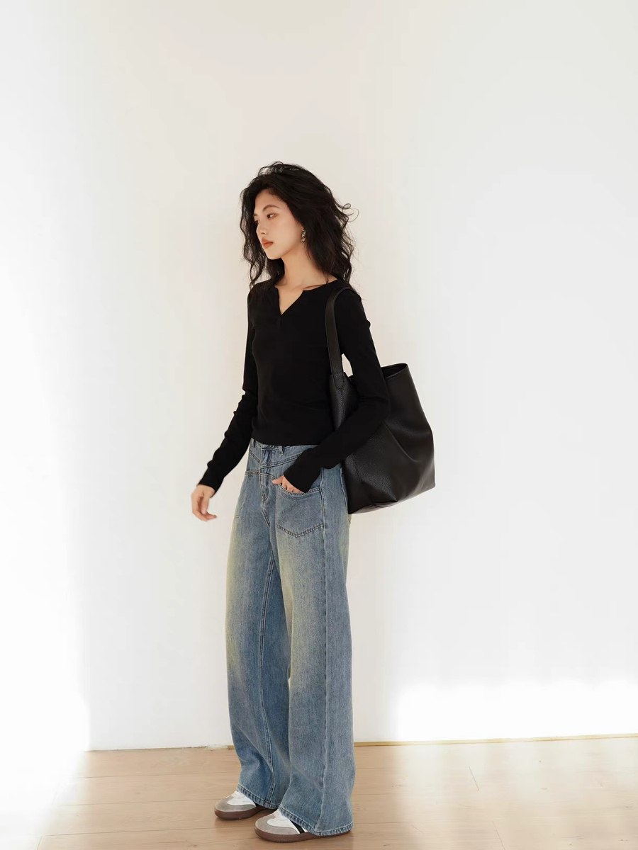 Ken Notch Neckline Long Sleeve Top