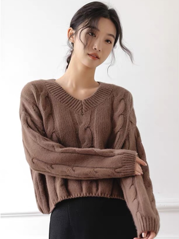 Lennon V-Neck Twisted Knit Sweater