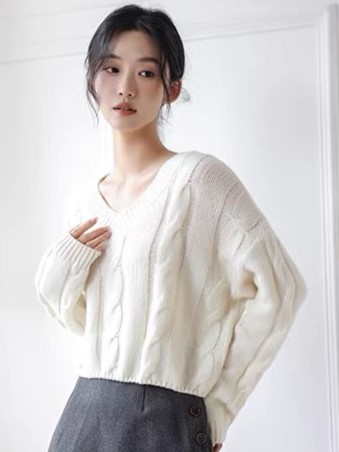 Lennon V-Neck Twisted Knit Sweater