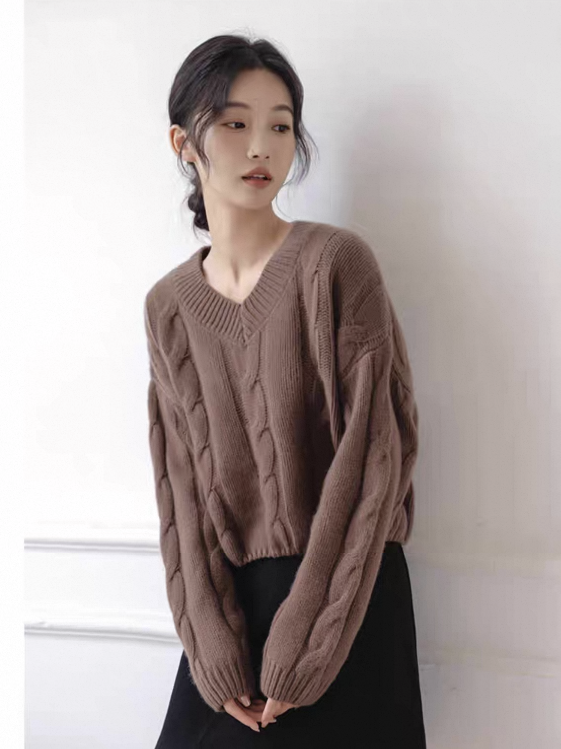 Lennon V-Neck Twisted Knit Sweater