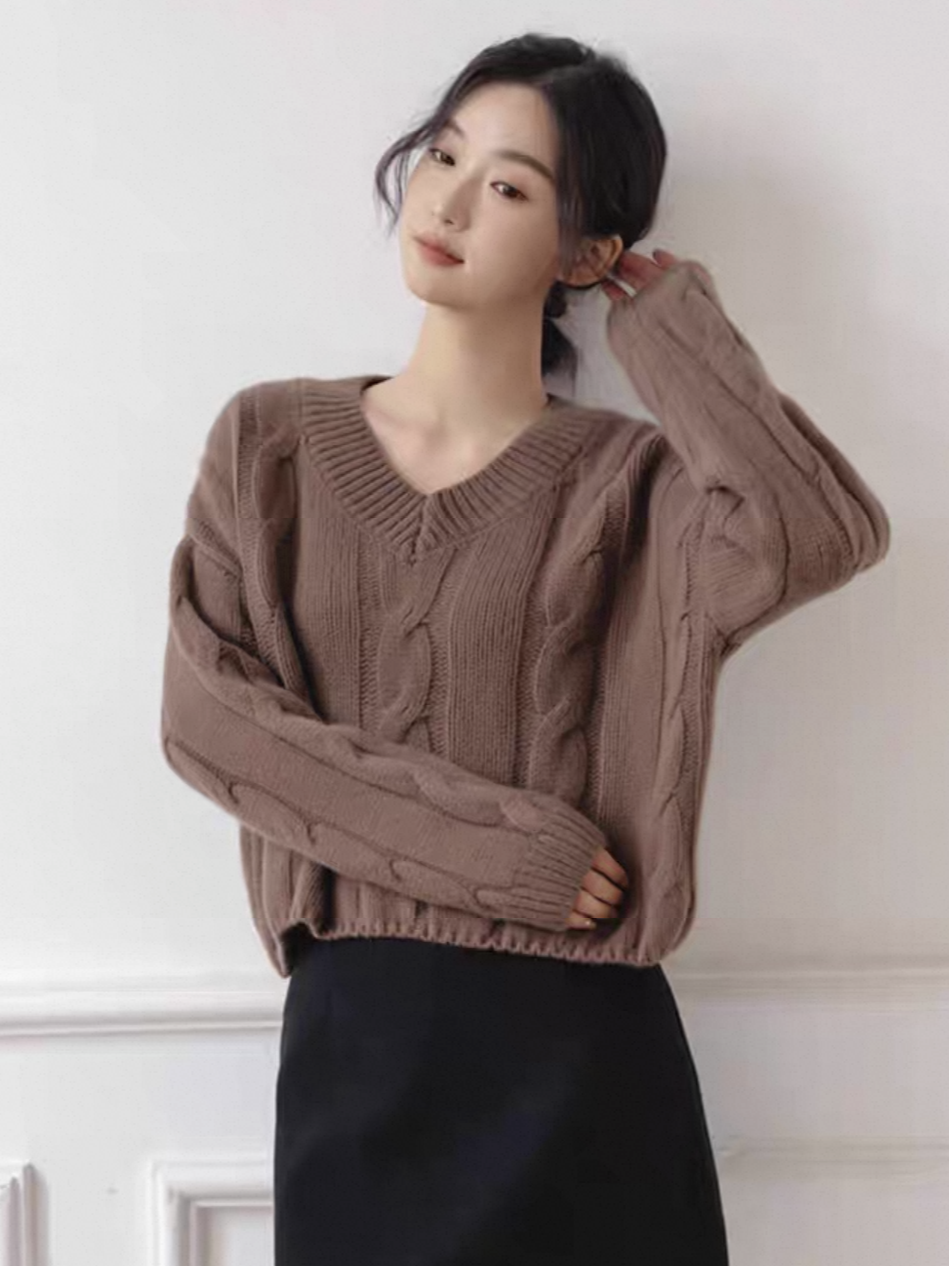 Lennon V-Neck Twisted Knit Sweater