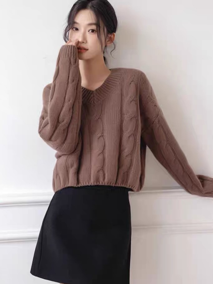 Lennon V-Neck Twisted Knit Sweater