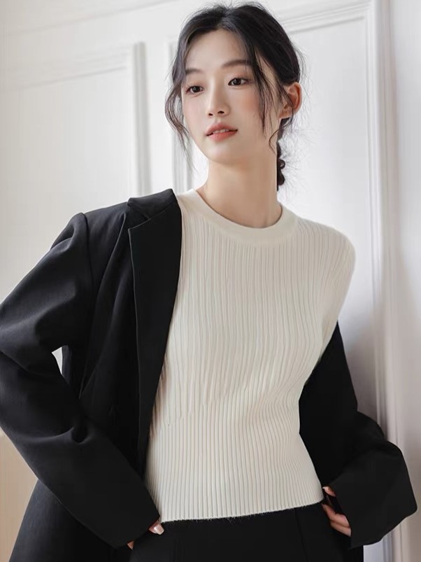 Lindt Round Neck Knit Top