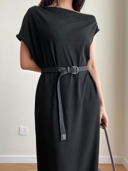 Lowry Asymmetric Shoulder Maxi Dress