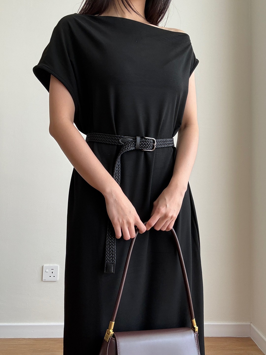 Lowry Asymmetric Shoulder Maxi Dress