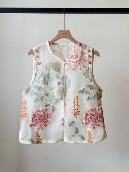 Li Ren Floral Embroided Oriental Vest