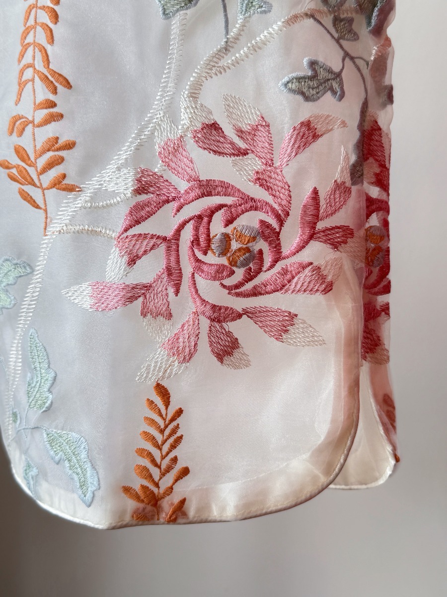 Li Ren Floral Embroided Oriental Vest