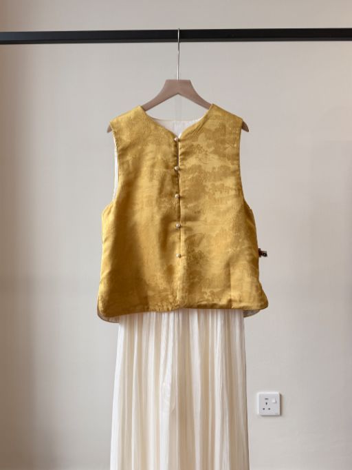 Shuang Di Two Sided Oriental Vest