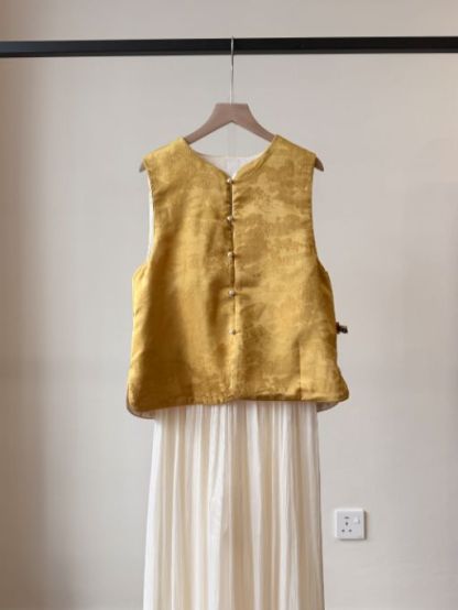 Shuang Di Two Sided Oriental Vest