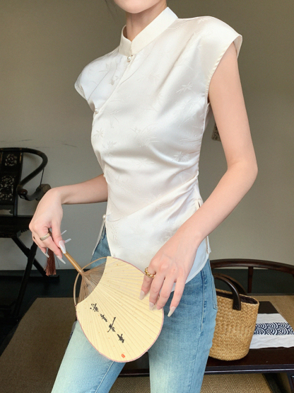 Cang Fen Asymmetric Oriental Top-The Black Bow-