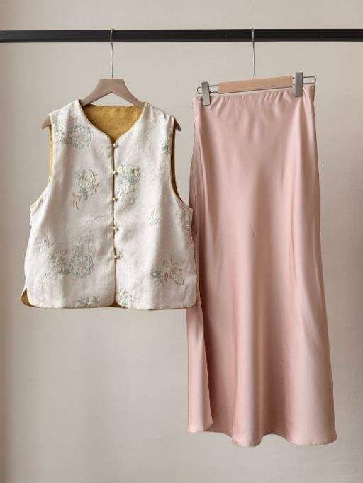 Shuang Di Two Sided Oriental Vest