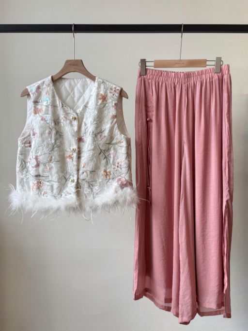 Shuang Mu Feather Trip Sequin Oriental Vest