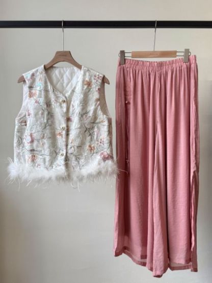 Shuang Mu Feather Trip Sequin Oriental Vest