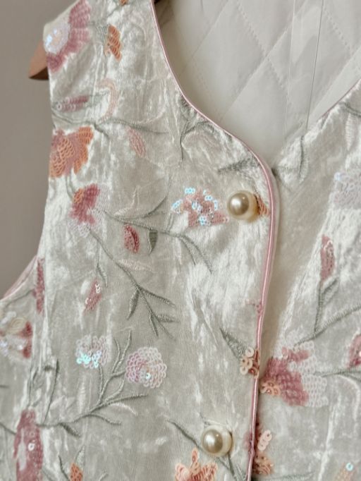 Shuang Mu Feather Trip Sequin Oriental Vest