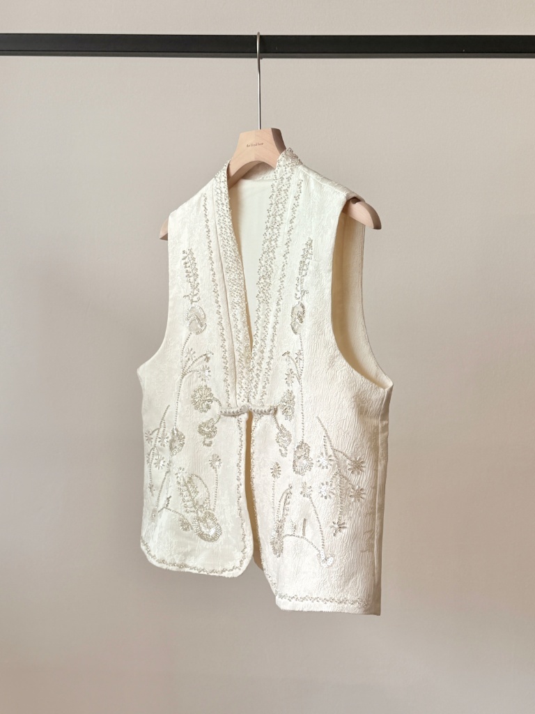 Shuang Ni Sequin Oriental Vest