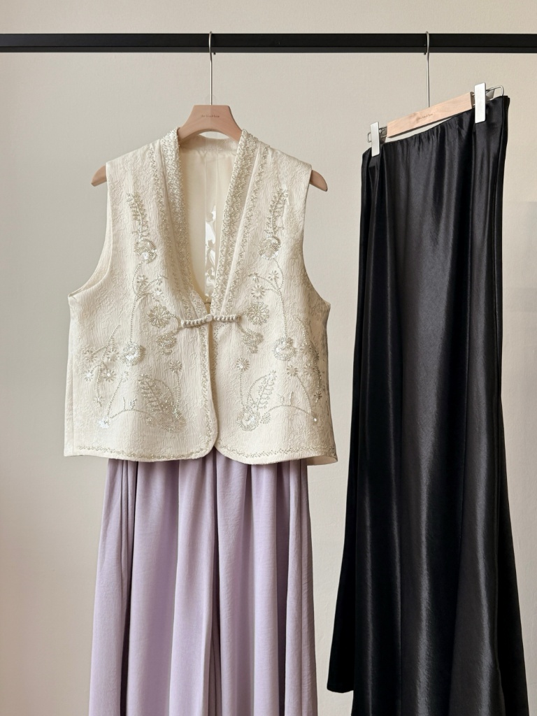 Shuang Ni Sequin Oriental Vest