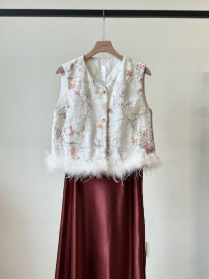 Shuang Mu Feather Trip Sequin Oriental Vest