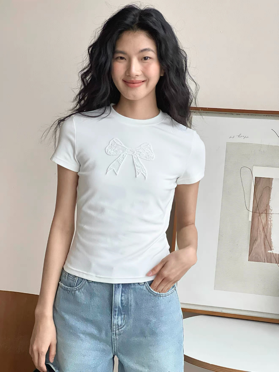 Kitt Ribbon Fitted Tee
