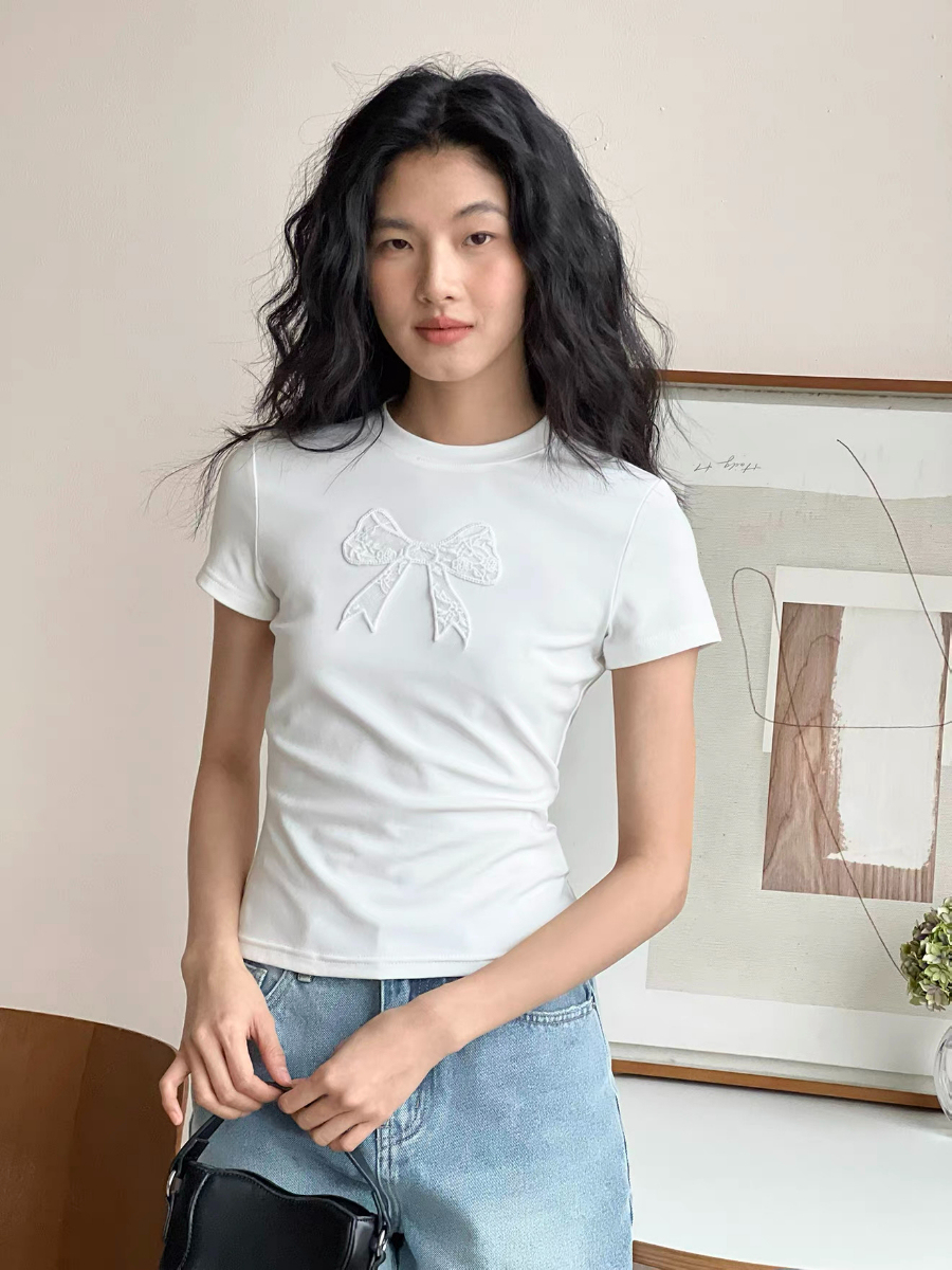 Kitt Ribbon Fitted Tee