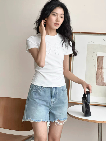 Kitt Ribbon Fitted Tee