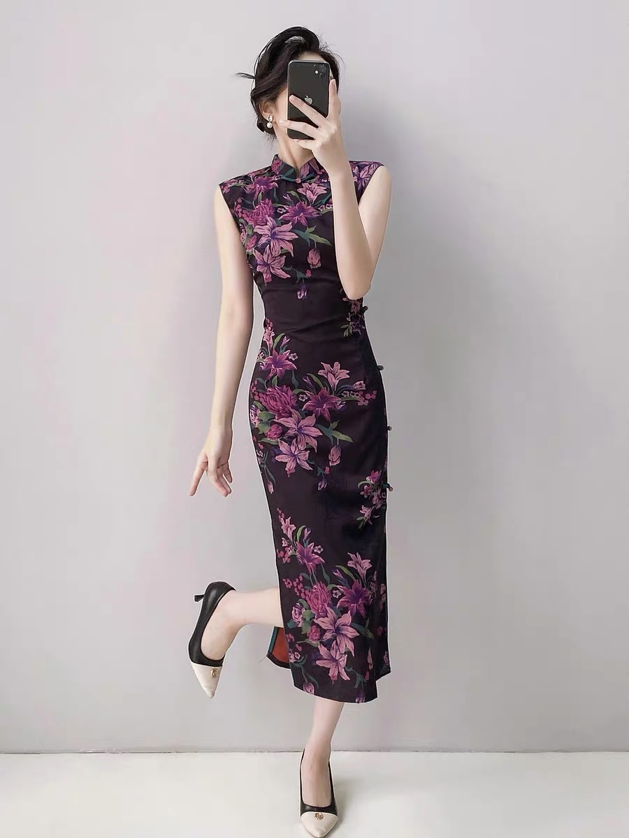 Ci Na Cap Sleeve Floral Cheongsam