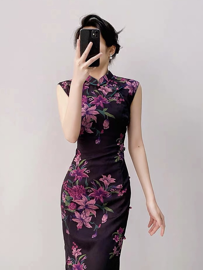 Ci Na Cap Sleeve Floral Cheongsam