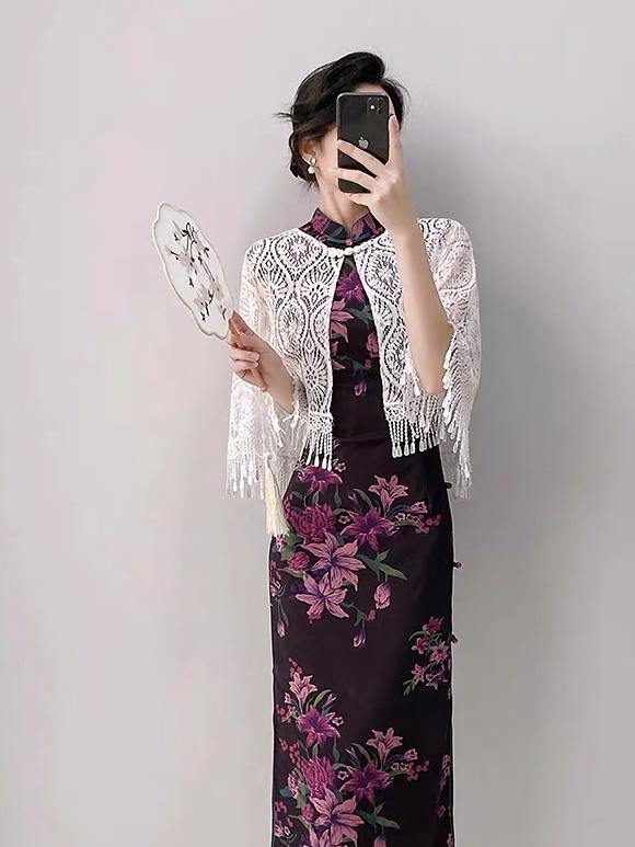Ci Na Cap Sleeve Floral Cheongsam