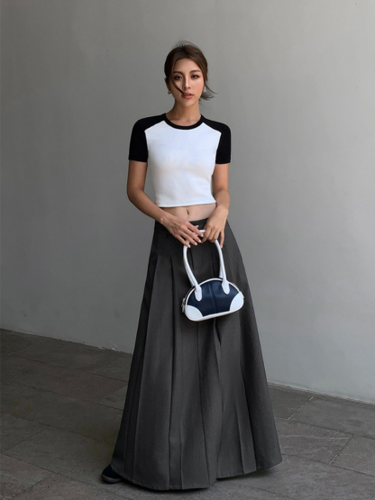 Maite Pleaded OL Skirt-The Black Bow-