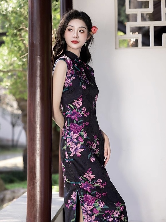 Ci Na Cap Sleeve Floral Cheongsam