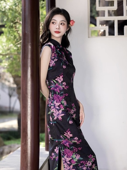 Ci Na Cap Sleeve Floral Cheongsam