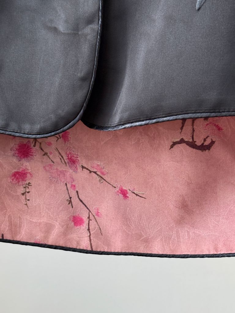 Shuang Niu Two Sided Jacquard Oriental Vest