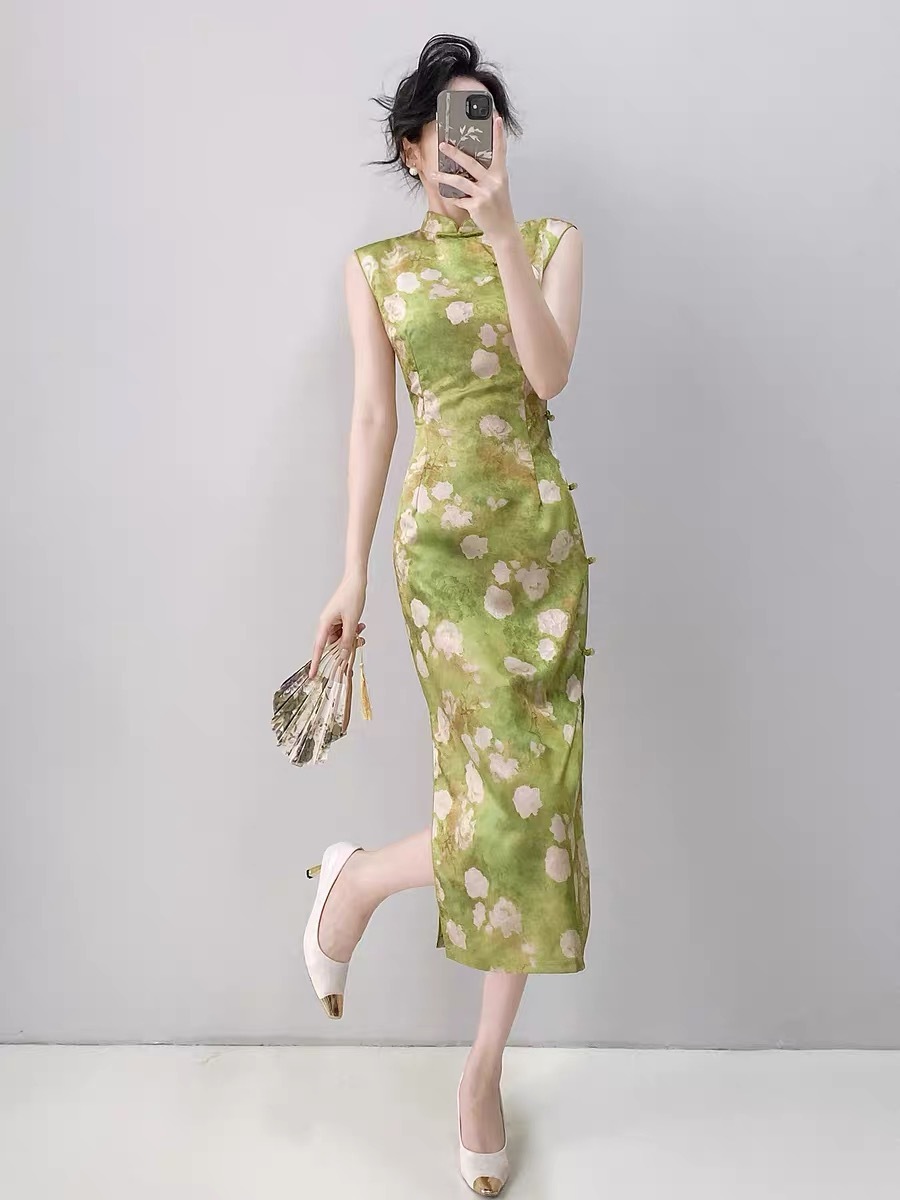 Ci Ni Cap Sleeve Floral Cheongsam