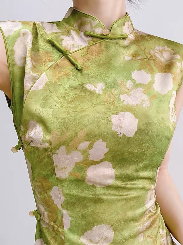 Ci Ni Cap Sleeve Floral Cheongsam