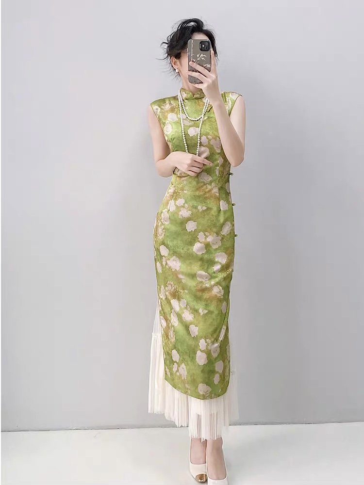 Ci Ni Cap Sleeve Floral Cheongsam