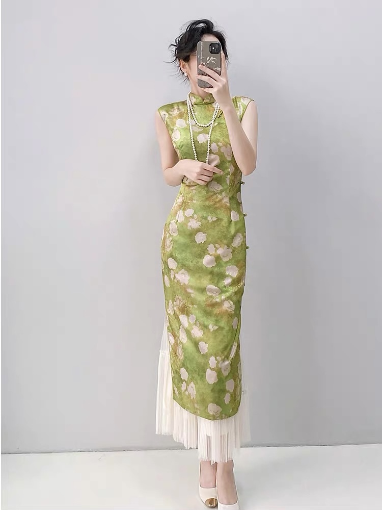 Ci Ni Cap Sleeve Floral Cheongsam
