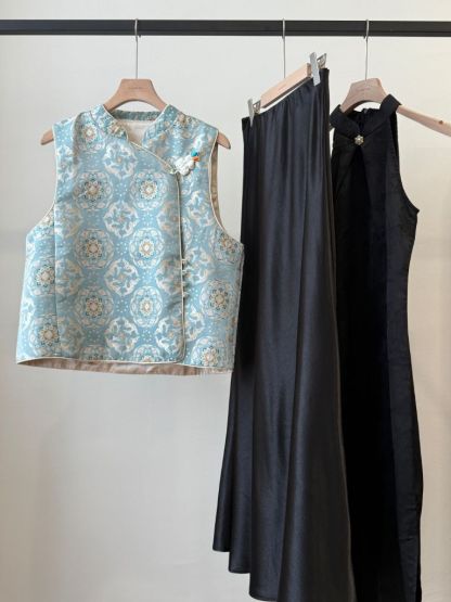Shuang Fang Oriental Vest