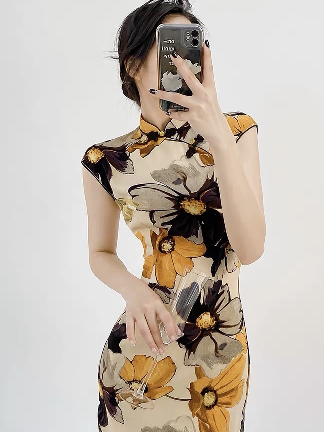 Ci Ping Floral Cheongsam