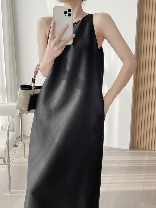 Mya Crew Neck Shift Dress