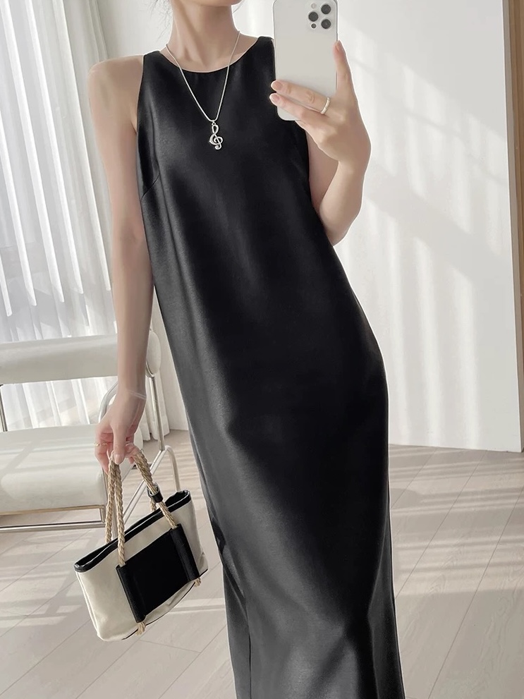 Mya Crew Neck Shift Dress