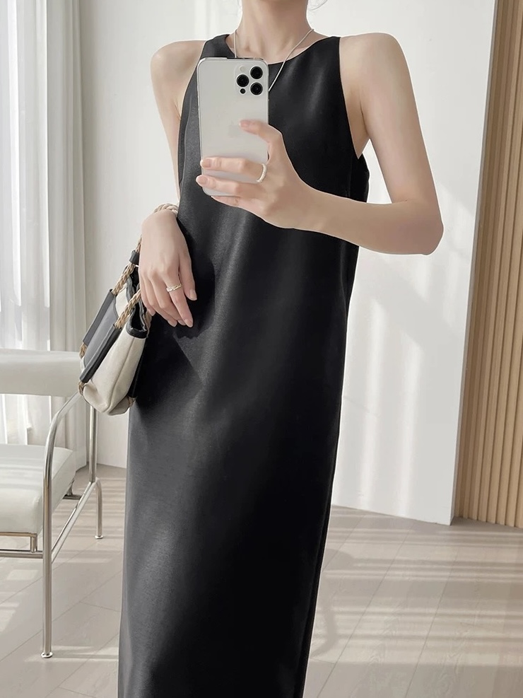 Mya Crew Neck Shift Dress