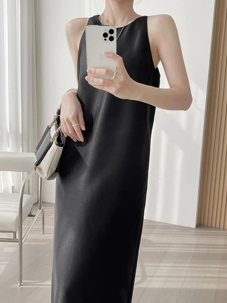 Mya Crew Neck Shift Dress