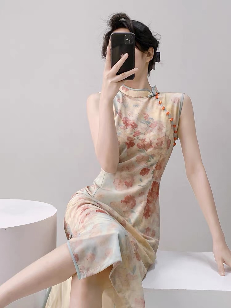 Ci Qing Floral Cheongsam