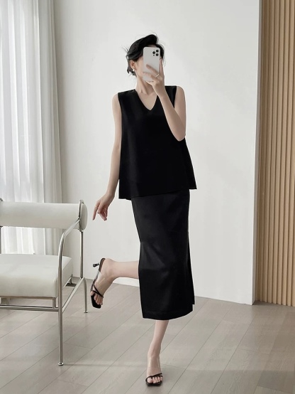 Mckenna Fake Two Piece Midi Dress