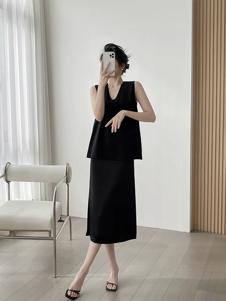 Mckenna Fake Two Piece Midi Dress