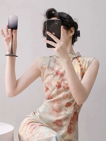 Ci Qing Floral Cheongsam