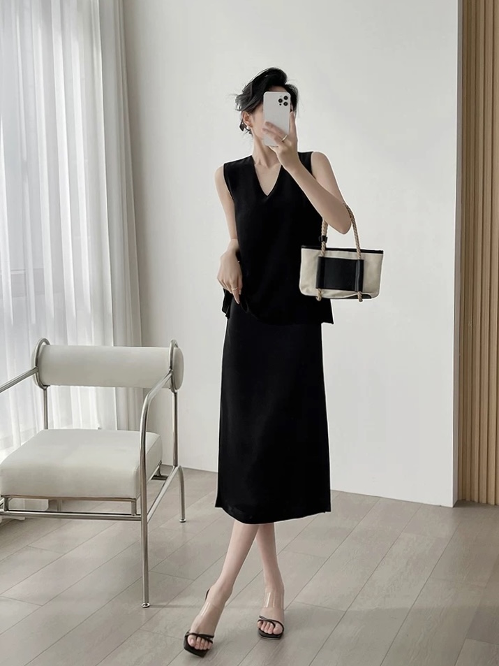 Mckenna Fake Two Piece Midi Dress