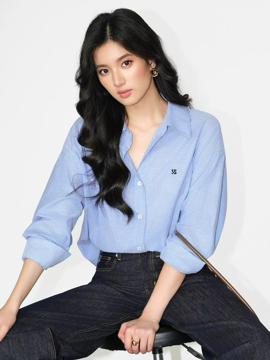 Jrue Oversized Shirt-The Black Bow-