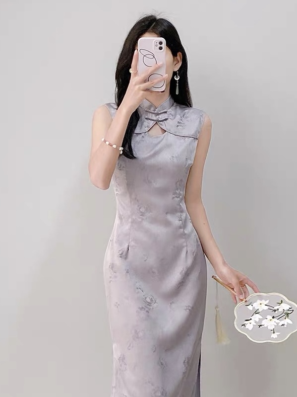 Ci Qi Sleeveless Cheongsam