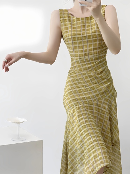 Mavys Vintage Check Bias-Cut Dress