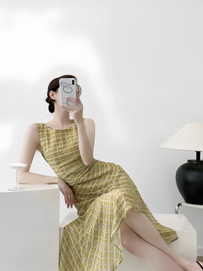 Mavys Vintage Check Bias-Cut Dress